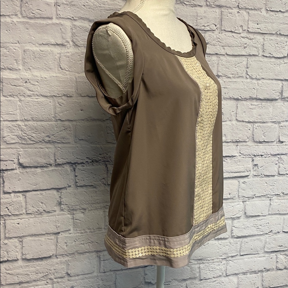 Ann Taylor Loft Satin Brown Sleeveless Top with Cream Sequins Size MP - Picture 4 of 9